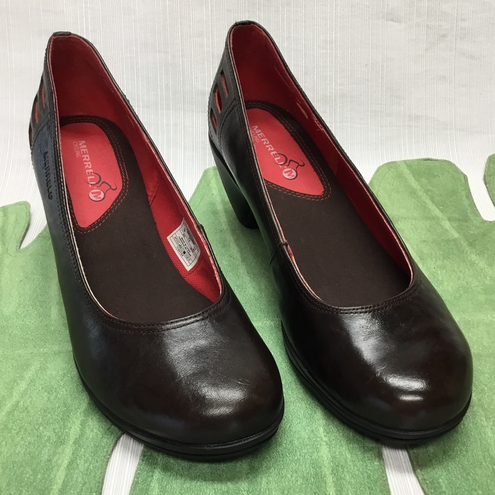 Merrell Looks Comfortable Brown Heels